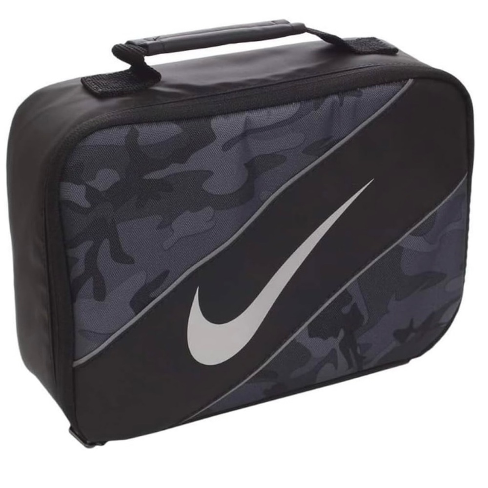 Nike Insulated Lunch Bag youth or adult..New with Tags